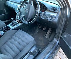 2009 vw passat new nct today  Low km 131￼ new Chen￼￼ - Image 8/10