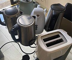 Kettles and toaster - Image 4/4