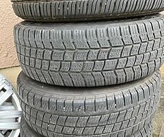 Vw transporter steel wheels and trims - Image 3/3