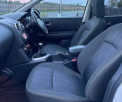 Brand New Nct Quasqai white 2011 low miles - Image 9/10