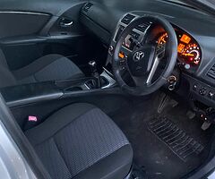 2011 Toyota Avensis - Image 7/10