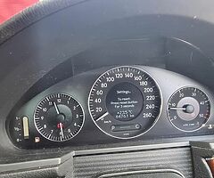 Mercedes Automatic E220 Cdi diesel with Nct Tax clean and all working Swap... - Image 8/10