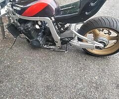 Suzuki GSX-R 1100 l/m tank. side panels.tail light.