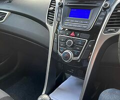 172 Hyundai i30 Diesel Estate - Image 5/10