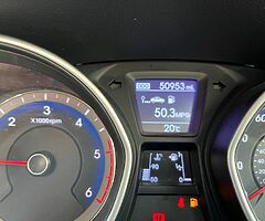 172 Hyundai i30 Diesel Estate - Image 6/10