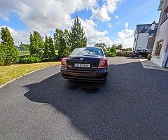 Toyota Avensis 1.6L - Image 7/10