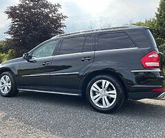 2011 Mercedes-Benz GL