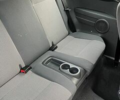 2006 Volkswagen Fox - Image 5/10