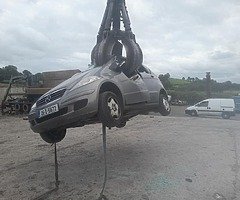 We buy all scrap cars van and Jeep - Image 3/9