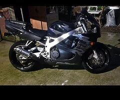 honda cbr 900 rr