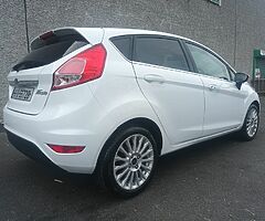 2015 Ford Fiesta - Image 3/10