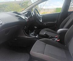 2015 Ford Fiesta - Image 5/10