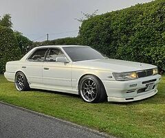 * Nissan Laurel C33 RB25DET *