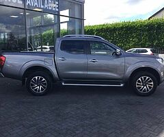 2018 2018 NISSAN NAVARA TEKANA 2.3 DCI AUTOMATIC 5/SEATER CREW CAB LEATHER INT  NAVARA - Image 4/10