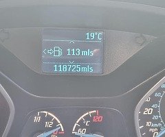 FORD FOCUS TITANIUM 115BHP NCT AND TAX - Image 8/10