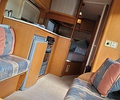 Caravan - Image 6/10