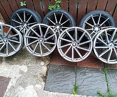 19 5x120 alloys 2 wheels are crack and 2 is good no tyres  best offer take it
