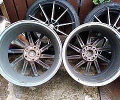 19 5x120 alloys 2 wheels are crack and 2 is good no tyres  best offer take it - Image 4/5