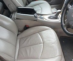 Mercedes benz - Image 5/6