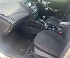 Ford Focus - Image 7/10