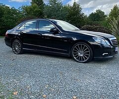 Mercedes Benz E-Class - Image 6/8