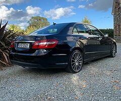 Mercedes Benz E-Class - Image 7/8
