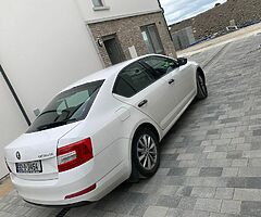 Skoda Octavia long NCT!!