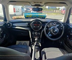 Mini Cooper 1.5 petrol manual - Image 6/9