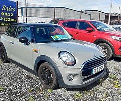 Mini Cooper 1.5 petrol manual - Image 9/9