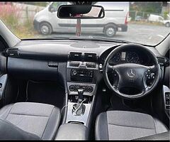 2006 Mercedes-Benz C220 - Image 5/6