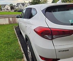 Hyundai Tuscon 1 7 - Image 7/10