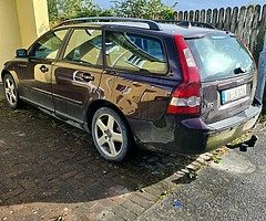 Hi sell nice strong var V50 2l diesel - Image 6/8