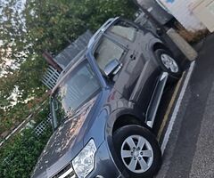 2009 Mitsubishi shogun 3.2 swb manual