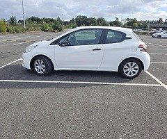 Peugeot 208 1.0 Access 2014 - Image 3/7