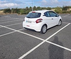 Peugeot 208 1.0 Access 2014 - Image 5/7
