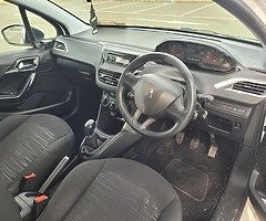 Peugeot 208 1.0 Access 2014 - Image 6/7