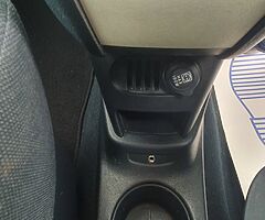 2015 Ford Ka - Image 9/10