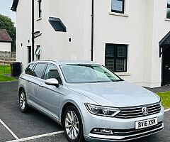 2016 Volkswagen Passat - Image 4/10