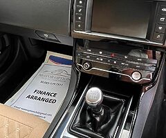 2015 Jaguar XF 2.0 diesel - Image 4/10