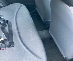 Yaris 1.0 Terra 5 door , year 2000 - Image 5/10