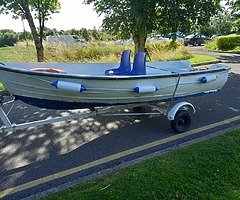 12 ft fiberglass boat  +trailer