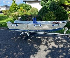 12 ft fiberglass boat  +trailer - Image 5/6