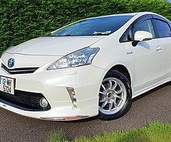 Toyota Prius 7 seater - Image 3/10