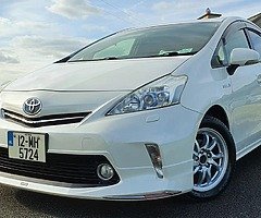 Toyota Prius 7 seater - Image 8/10