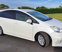 Toyota Prius 7 seater - Image 9/10
