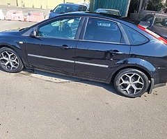 07 ford focus 1.6 tdi lady.owner last fee years - Image 4/10