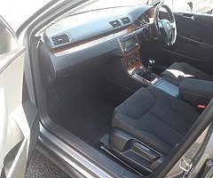 2010 Volkswagen Passat - Image 8/9