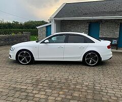 Audi A4 S-Line Quattro Black Edition - Image 5/10