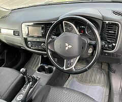 Mitsubishi Outlander - Image 7/10