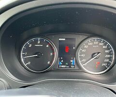 Mitsubishi Outlander - Image 8/10